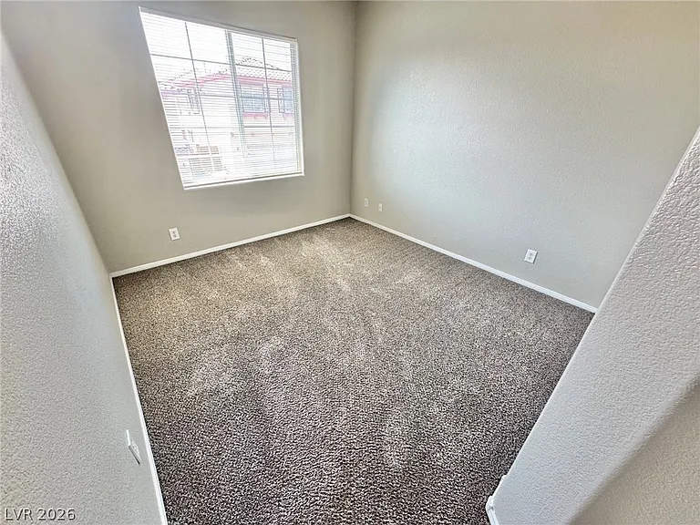 6012 Traviata Ave — Photo 23