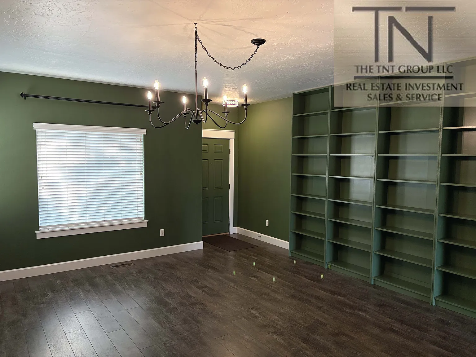 4 bed, 2861 sqft, $3,200 — Photo 2