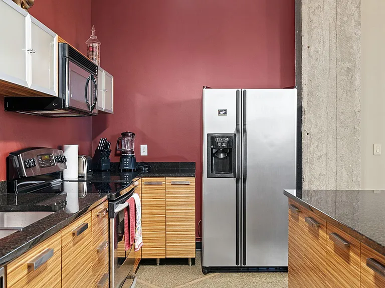 350 Saint Peter St #802 — Photo 4
