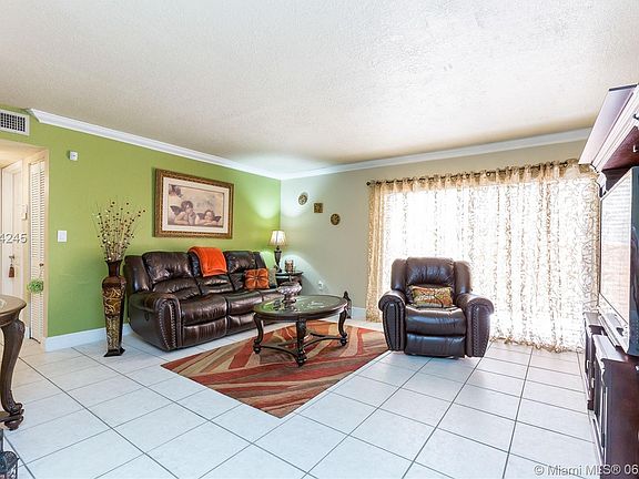 3rd image of 7160 Fairway Dr APT J9