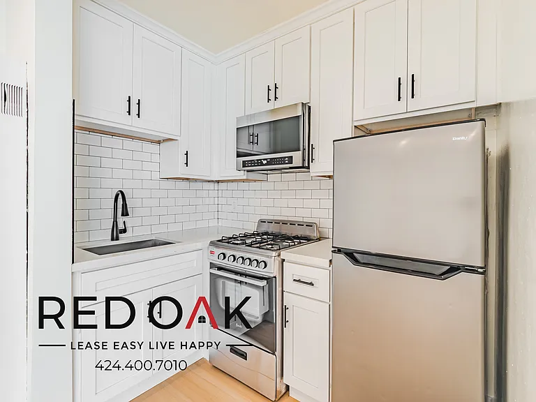 1822 Garfield Pl #14 — Photo 2