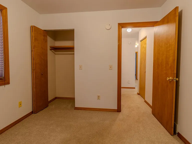 4015 Holiday North Ct — Photo 20