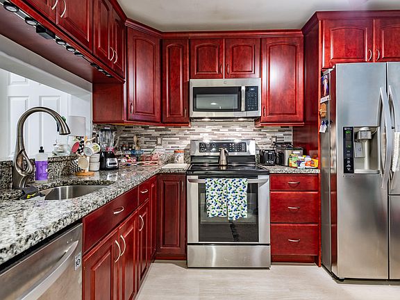 4th image of 2908 Carambola Circle S #205