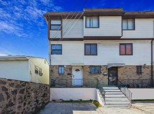 423 Wayne St, Jersey City, NJ 07302