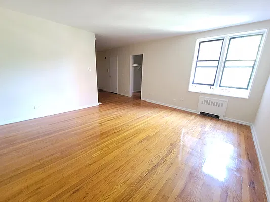 Rented by Queens Apartments Realty LLC | media 15