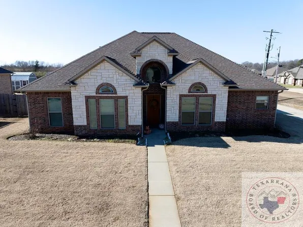 323 Jay Ln, Texarkana, AR 71854