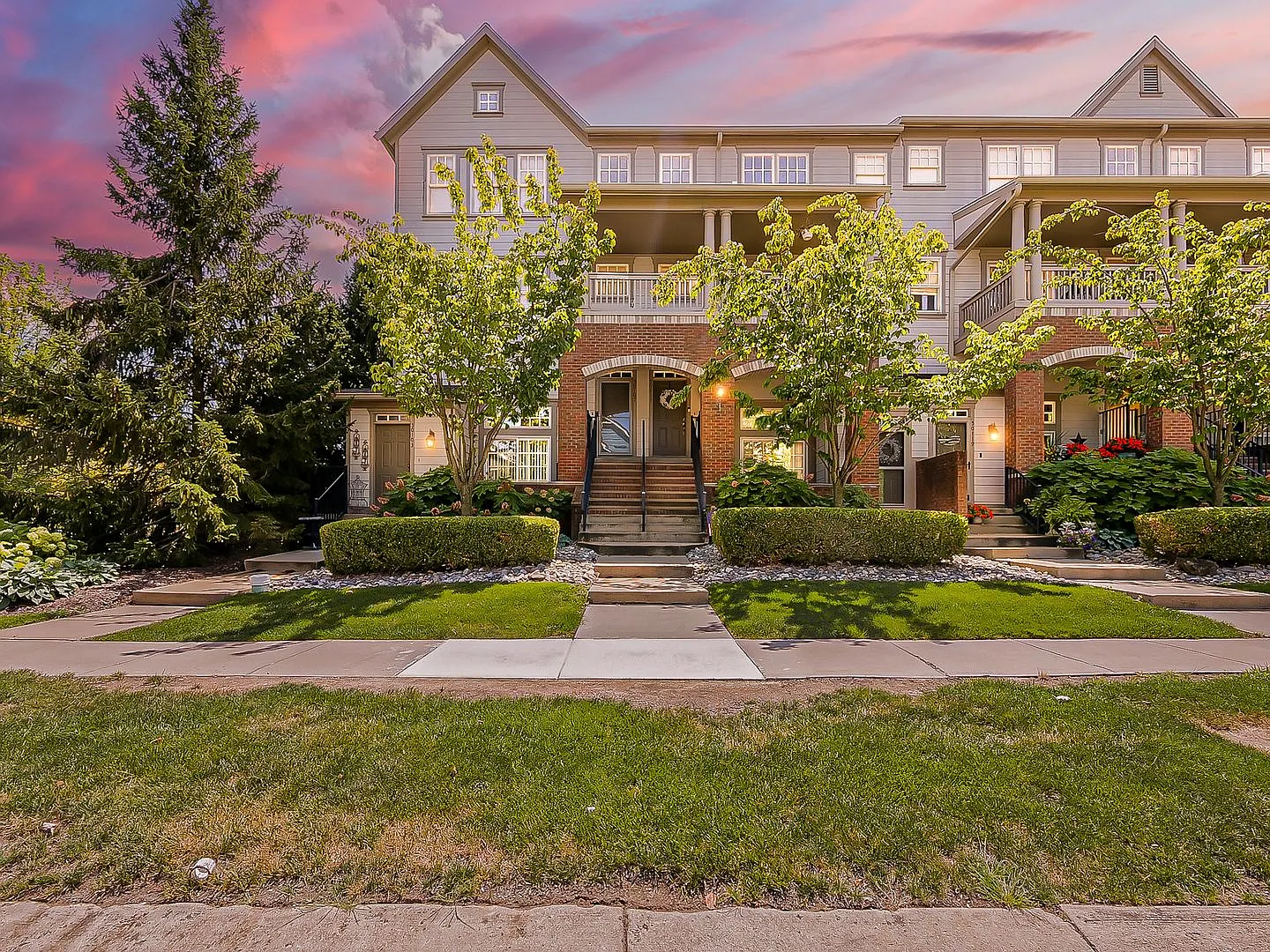Coming Soon! Beautiful 2-Bedroom End-Unit Condo with Attached Garage in Canton — Photo 1