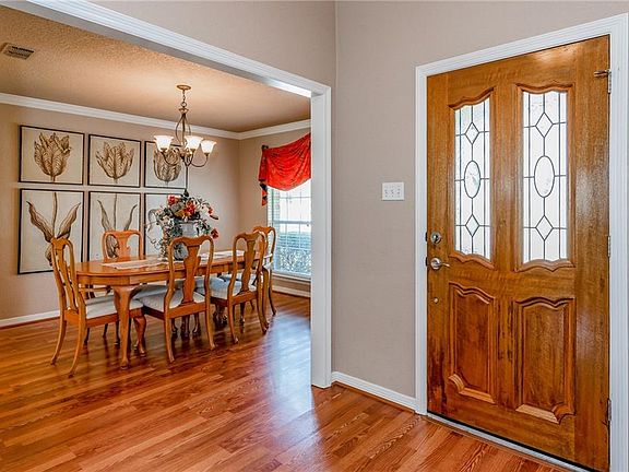 2nd image of 2810 Brandy Ln