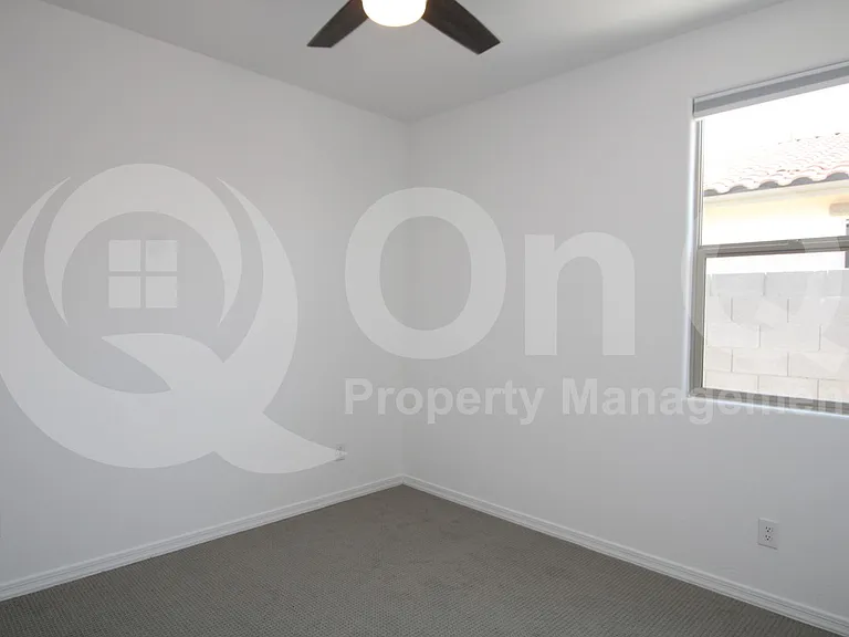24215 W Gross Ave — Photo 7