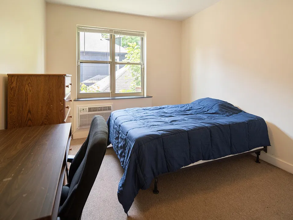 116 Catherine St #3