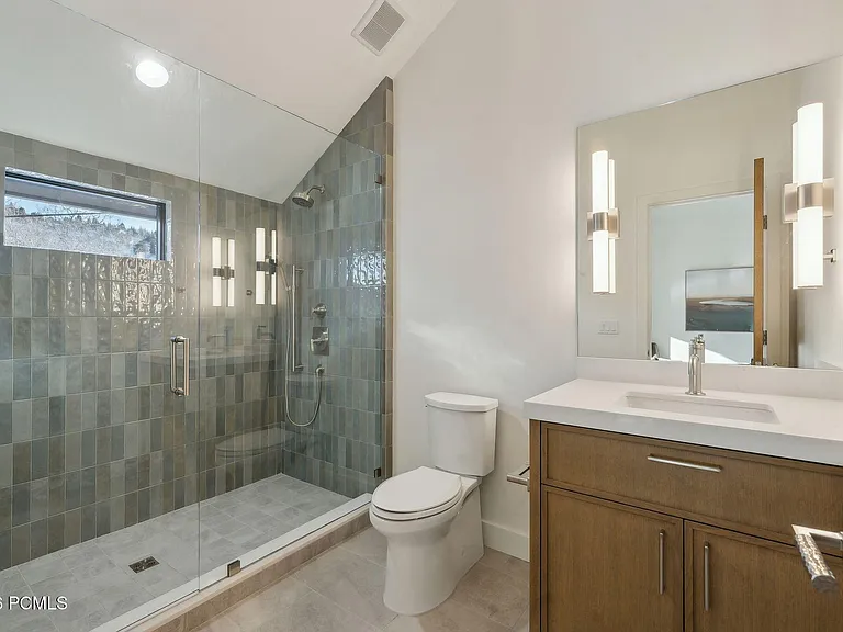 78 Prospect Ave — Photo 34