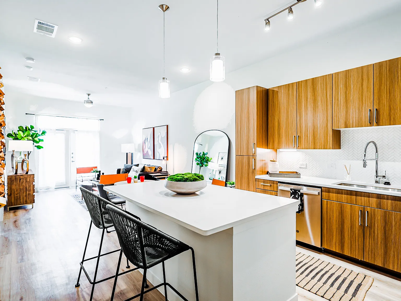 Main Street Lofts — Photo 2