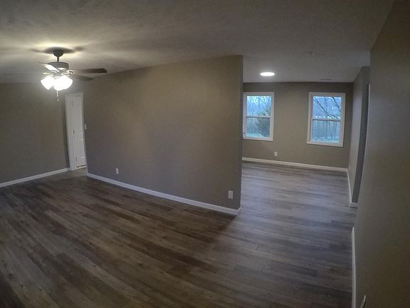 4th image of 514 Pine Cir