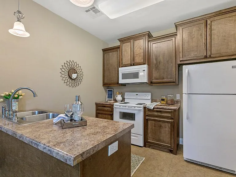 RJJ Properties — Photo 1