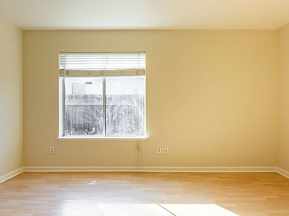 2nd image of 600 Osprey Dr