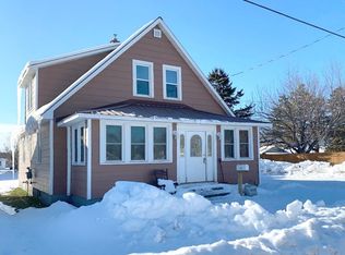 221 Center St, Lanse, MI 49946