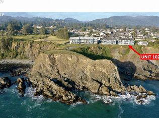 1303 Moore St Unit 102, Brookings, OR 97415