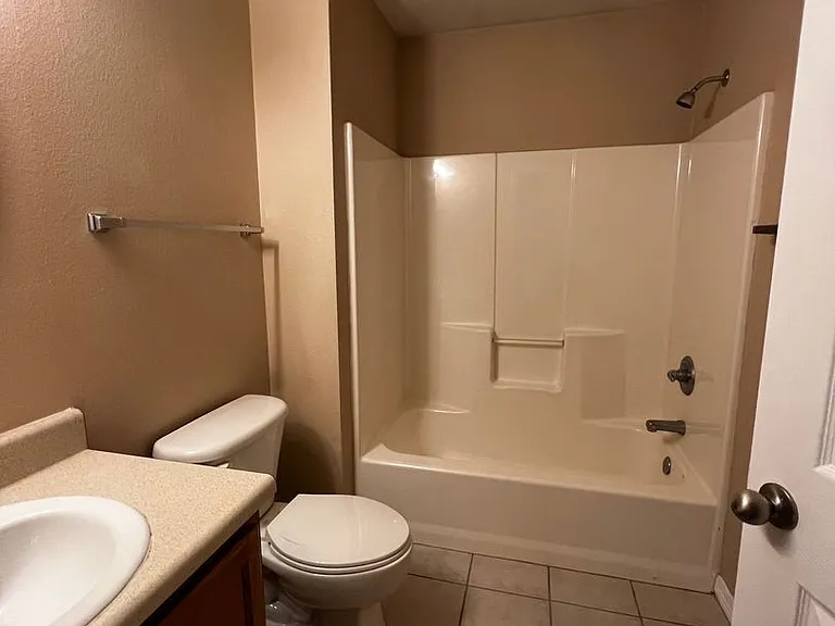 7459 Harvest Village Ct — Photo 12