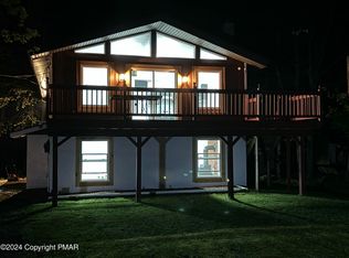9529 Jasmine Dr, Tobyhanna, PA