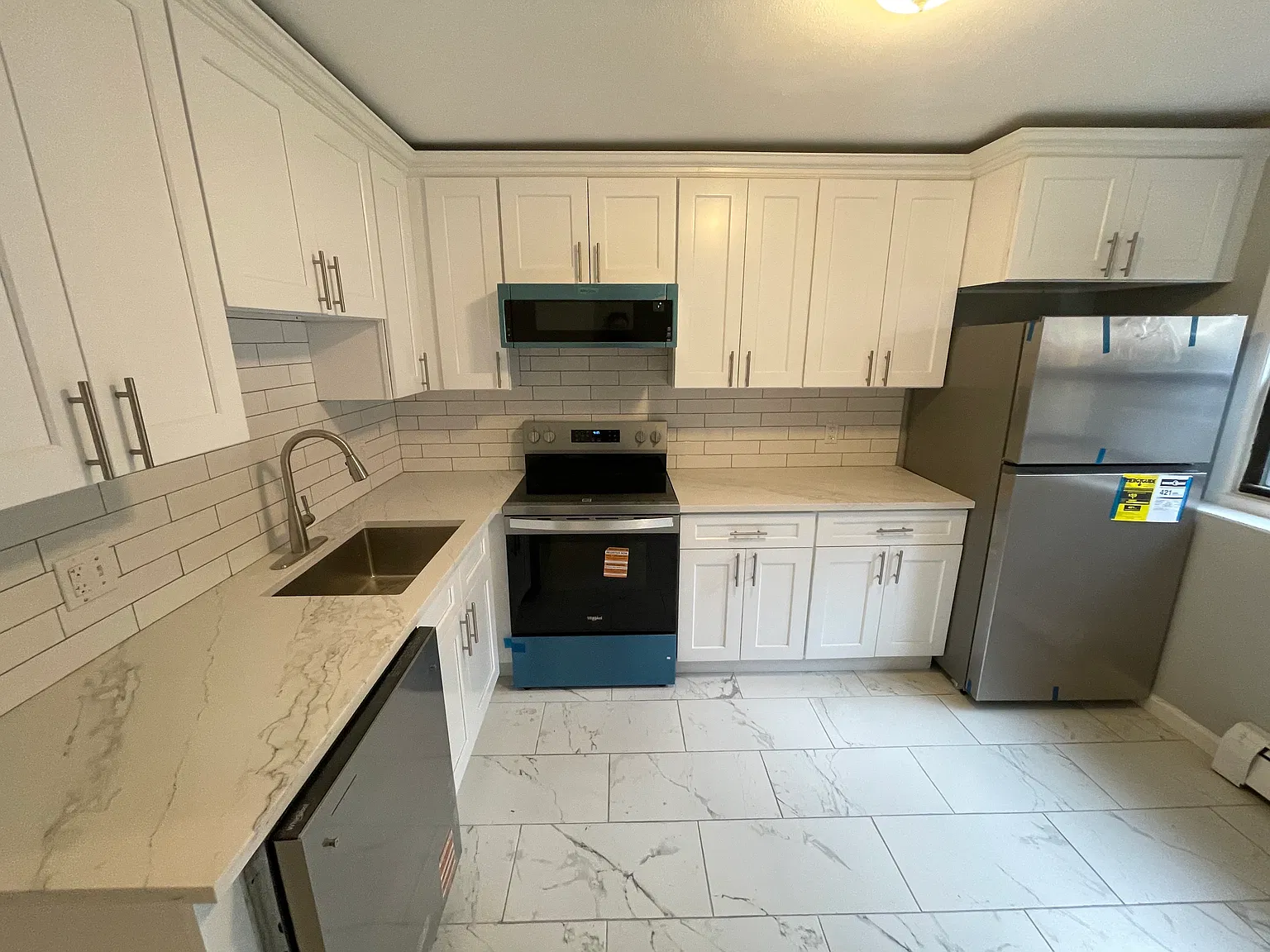 2 bed, 700 sqft, $1,795 — Photo 4