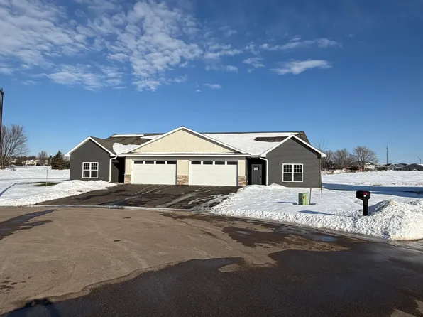 1200 Poppy Ct, New Richmond, WI 54017
