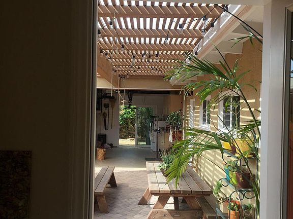5th image of 505 Camino Real