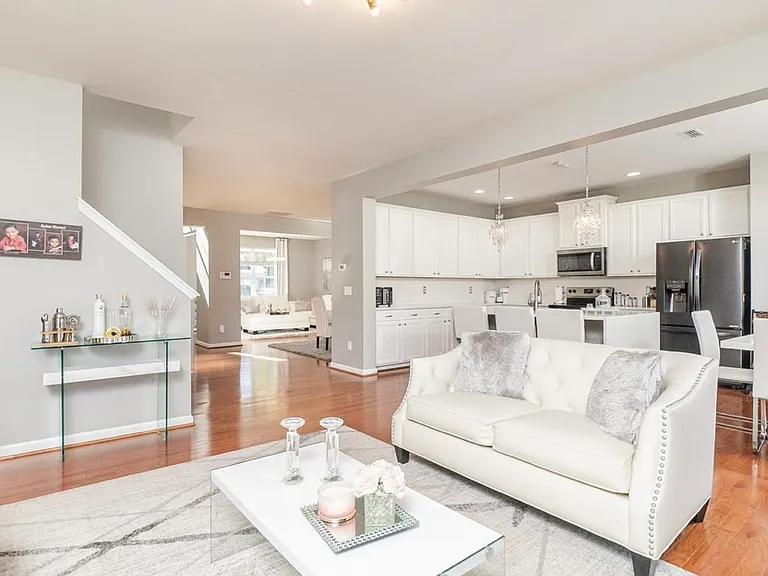 3927 Massey Wood Trl — Photo 4