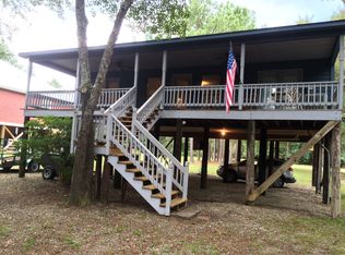 1435 River Bend Dr, Burgaw, NC 28425