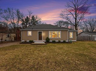 1053 E Byron Rd, Norton Shores, MI 49441