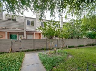 1610 Prairie Mark Ln, Houston, TX 77077