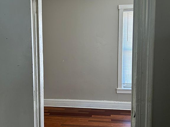 4th image of 7353 S Kenwood Ave