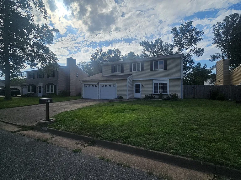 909 Fluvanna Rd — Photo 2