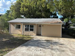 1106 Woodlawn Ave, Plant City, FL 33563