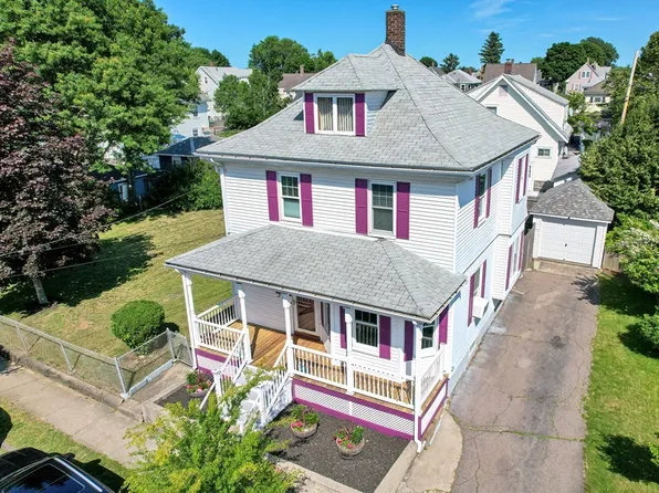 91 Hamden Cir, Quincy, MA 02170