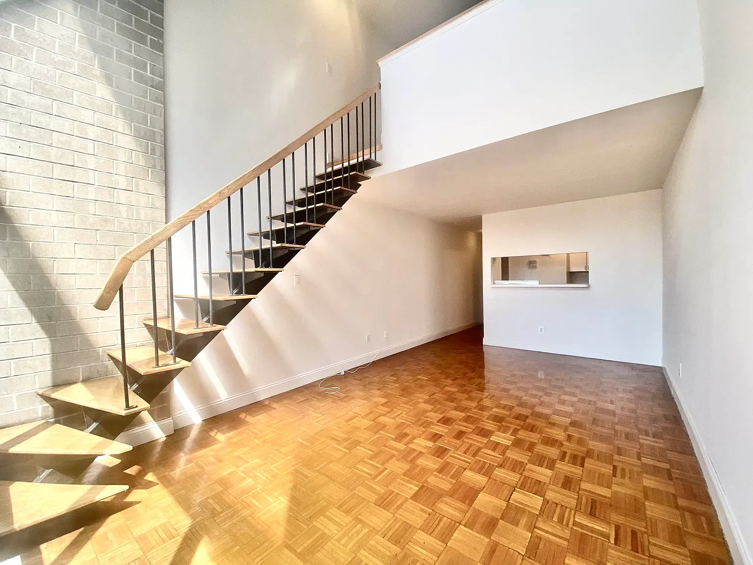 153 East 32nd Street — Photo 2