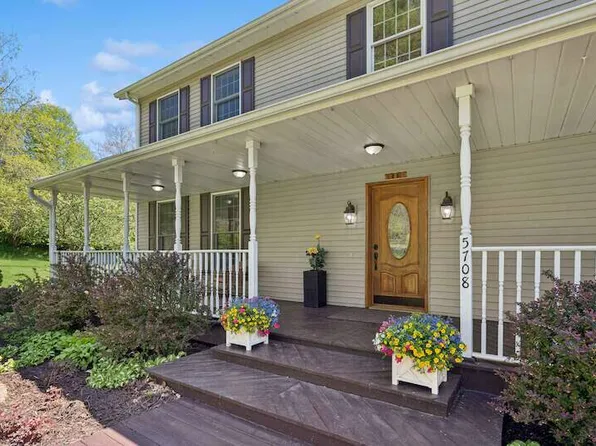 5708 Windy Acres Ln, Berrien Springs, MI 49103