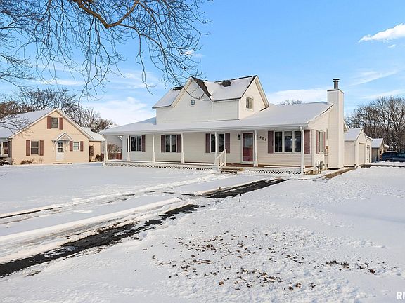 2nd image of 602 N Pekin Ln