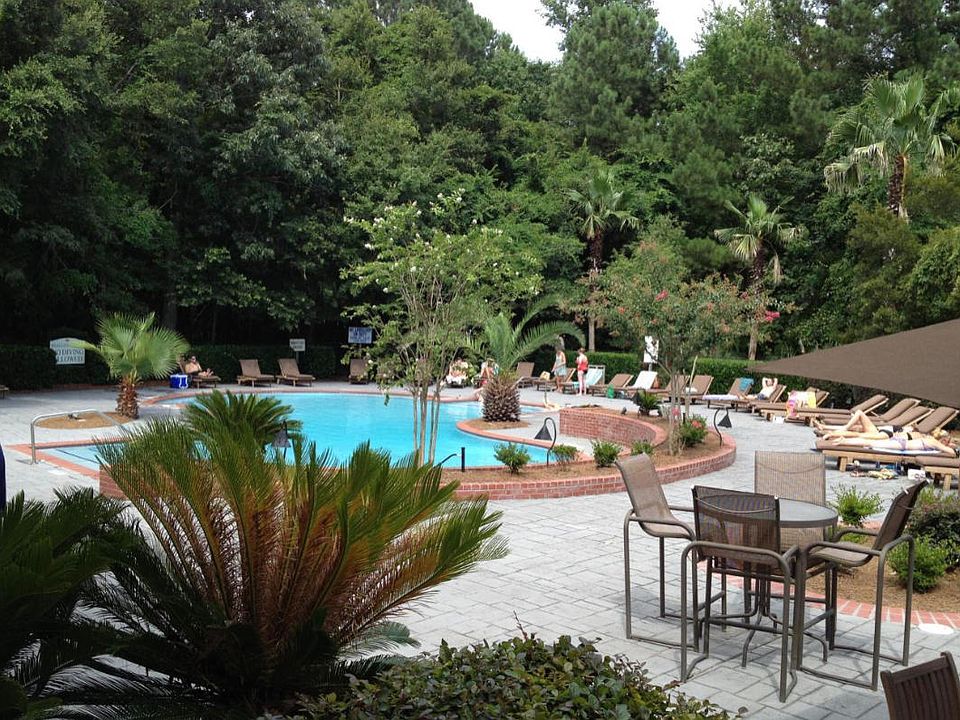 1st image of 700 Daniel Ellis Dr APT 8101