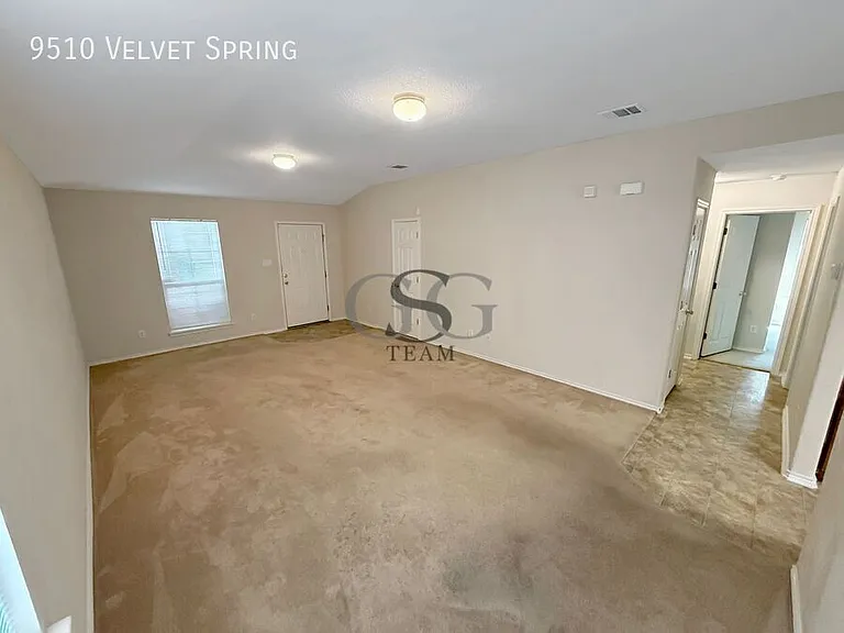 9510 Velvet Spg — Photo 16