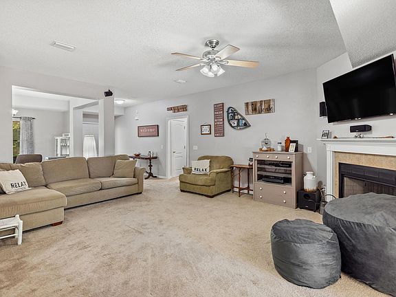 5th image of 1809 Waterway Dr