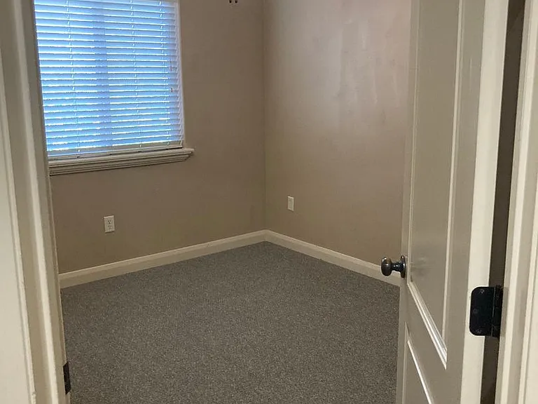370 W 1425 N #40 — Photo 3