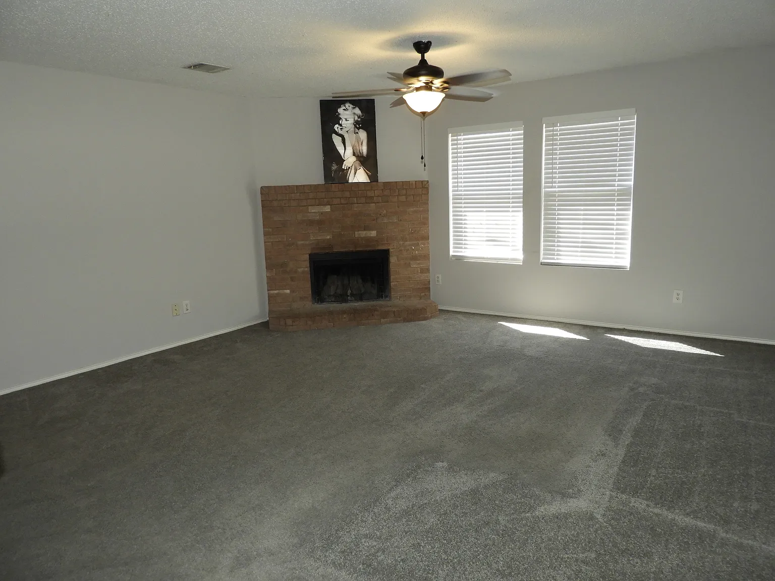 4 bed, 1848 sqft, $2,200 — Photo 4