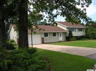 309 Hawk Ridge Dr, Painesville, OH 44077