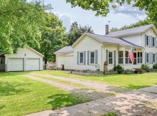 214 E Main St, Vernon, MI 48476