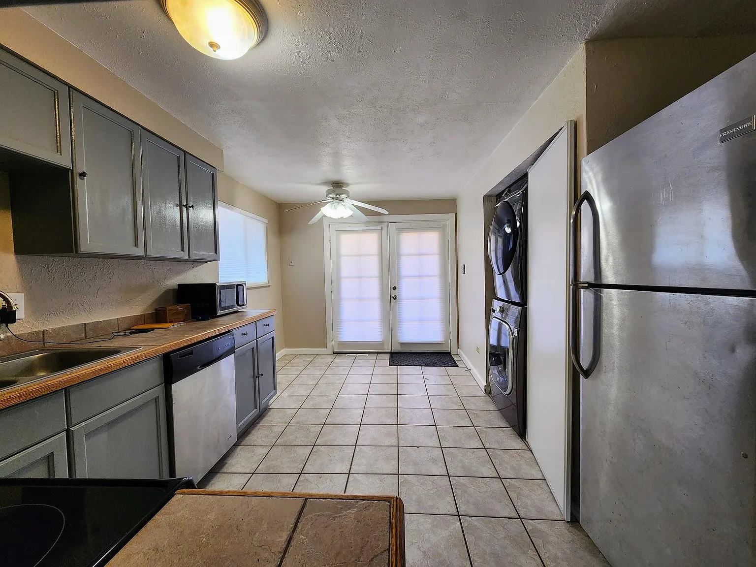 2 bed, 835 sqft, $1,700 — Photo 4
