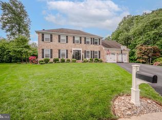 11 Lilac Ct, Wilmington, DE 19808