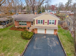 460 Porter Ave, Crystal Lake, IL 60014