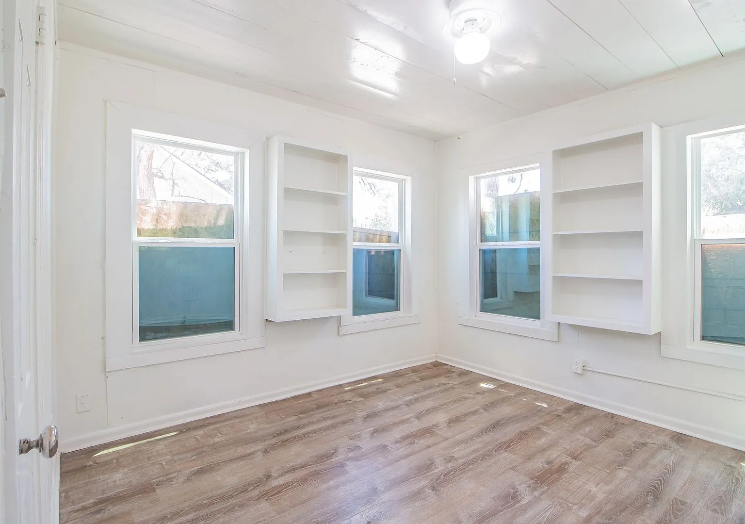 Updated 2 bed 1 bath house — Photo 4