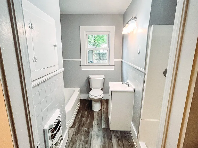 616 W Saint Louis St #A — Photo 9