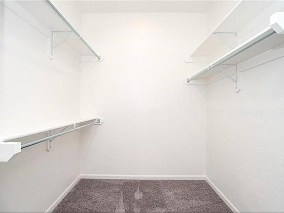 5th image of 104 SE Water Garden Ct